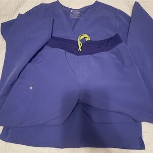 Blueberry Figs Scrub pant Large